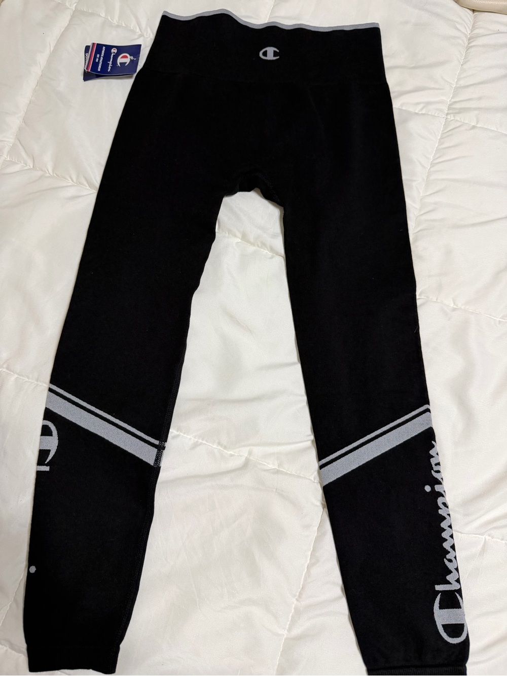 Champion Black High-Waist Logo Leggings - Picture 3 of 4